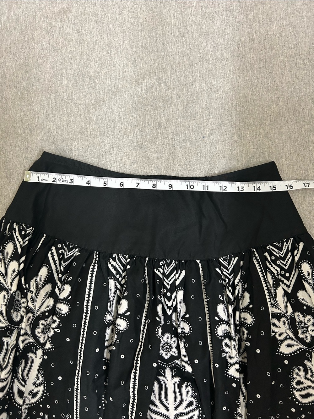 Coldwater Creek Black & White Printed A-Line Skirt - Picture 8 of 9